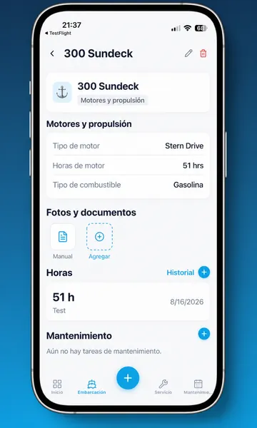 Ficha de equipo de Skipper360 para un motor, con las especificaciones, los documentos adjuntos, las horas registradas y el mantenimiento previsto